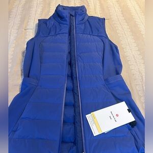 NWT size 4 Lululemon vest